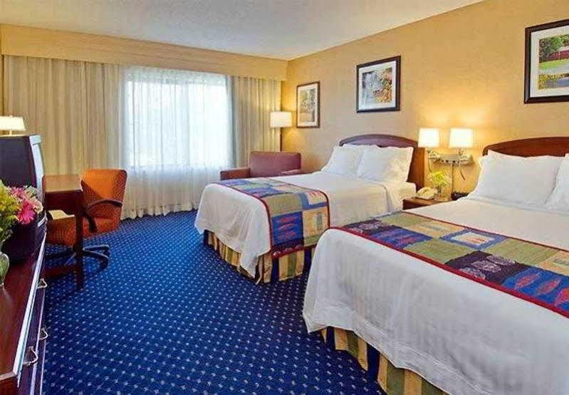 מלון Courtyard By Marriott לינצ'בורג מראה חיצוני תמונה